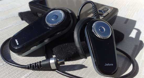 Лучшая блютуз гарнитура - Jabra BT8010