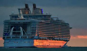 Harmony of the Seas — самый большой в мире пассажирский лайнер впервые вышел в море