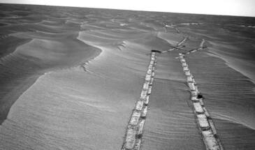 Панорама марсианской Долины Настойчивости от NASA и Opportunity [фото]