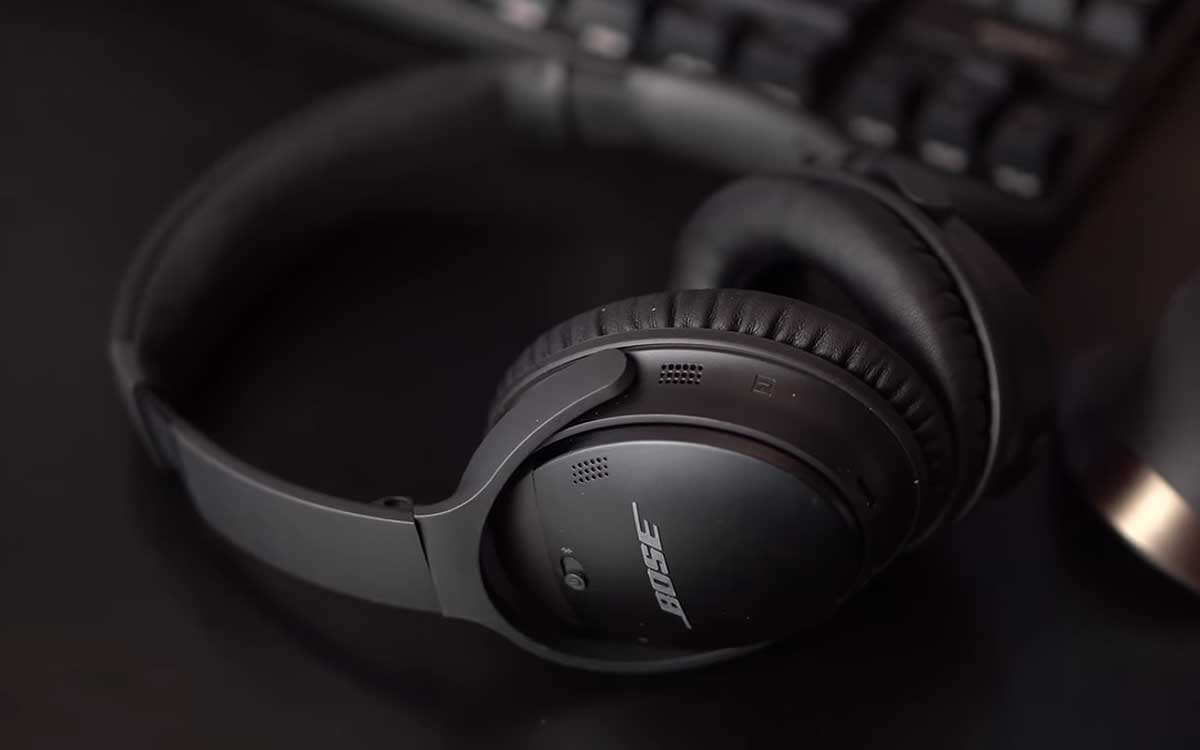 Если после апдейта прошивки у Bose QC35 или QC35 II начало глючить шумоподавление