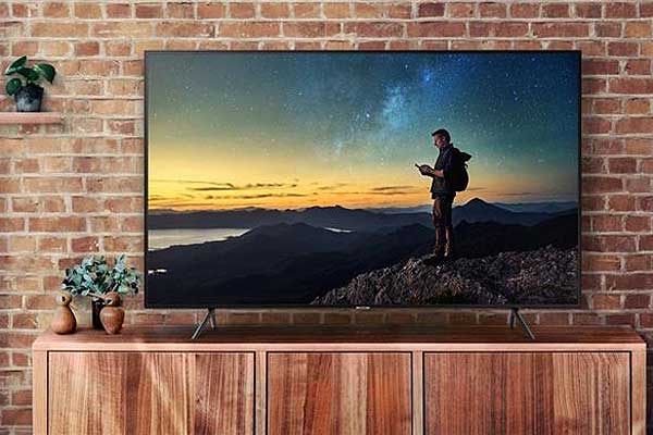 Топ 7 Smart TV до 35 000 гривен - Samsung NU7100